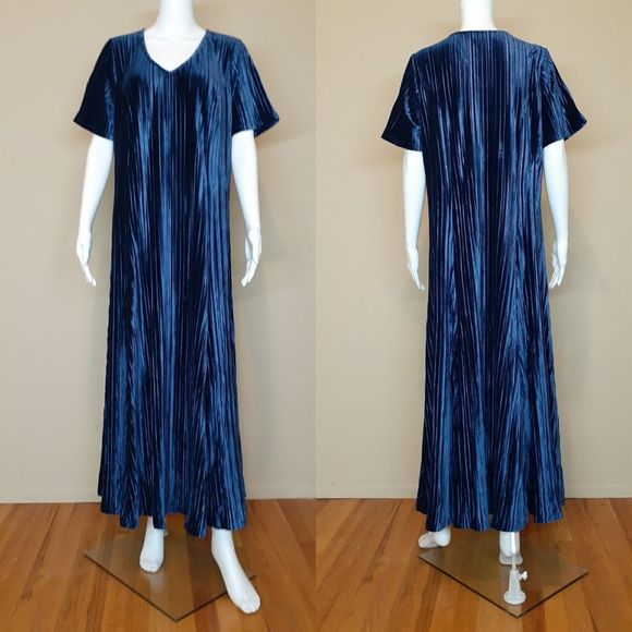 Woman Within Ultra Blue Velour Pleated Short Sleeve Maxi Dress 14W or 16W NWOT - Picture 2 of 7